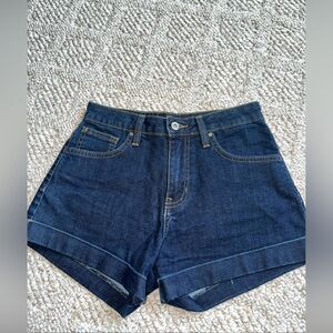 Just Black Womens Denim Jean Shorts Small - Dark wash , cuffed USA